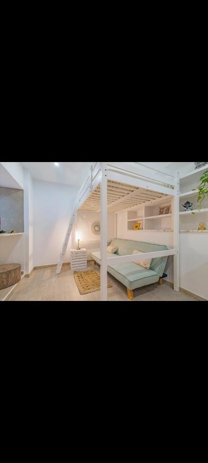 Centrico Apartamento Apartment Granada Exterior photo